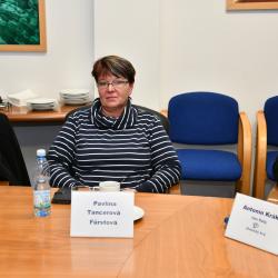 Výherkyně třetí ceny Pavlína Tancerová Fůrstová při slavnostním předávání cen dopravně bezpečnostní soutěže Jihočeského kraje, Policie ČR a Jihočeské televize.