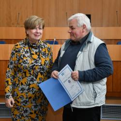 Kategorie Řemeslná výroba: Petr Švamberg – Umělecké sklenářství, Tábor - Čekanice.