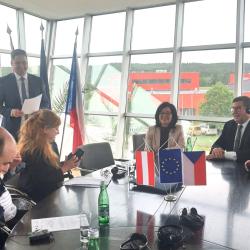 Po 22 letech a na stejném místě si znovu česká a rakouská strana řekly „ano“.