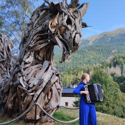 V kategorii Klasika B reprezentovala Českou republiku studentka prvního ročníku Konzervatoře v Českých Budějovicích Daniela Váňová,  která  získala první cenu. 