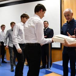 Hejtman Jihočeského kraje Martin Kuba ocenil v úterý 12. listopadu jihočeské dobrovolné hasiče za vzornou reprezentaci Jihočeského kraje na celorepublikových soutěžích. 