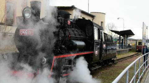 Jindřichohradecké úzkokolejky představují soubor dvou úzkokolejných drah s rozchodem 760 mm. Jsou jedinečným dopravním systémem s historickým a technickým významem pro celé území. Představují kulturní dědictví nadregionálního významu. Jsou častým cílem tuzemských i zahraničních návštěvníků.  