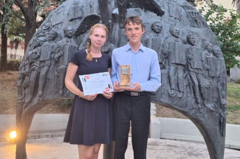 Konzervatoř České Budějovice reprezentovalo v sekci světové hudby smíšené duo Petra Marková (akordeon) a Jan Žilavý (klarinet), kteří si díky bodovému zisku 17,96 z 20 možných bodů přiváží 2. cenu.