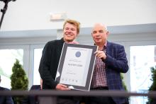 Školní minipivovar SOŠ ekologické a potravinářské Veselí nad Lužnicí získal na 34. Mezinárodním pivním festivalu v Litoměřicích stříbrnou pivní pečeť za pivo Blatský ležák světlý a bronzovou pivní pečeť za pivo Blatský ležák tmavý.
